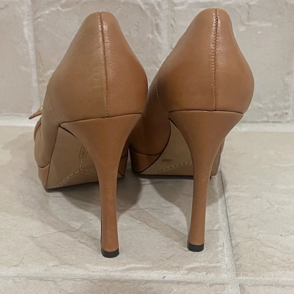 🆕 Vince Camuto Eldred tan leather platform round toe slip on heels …